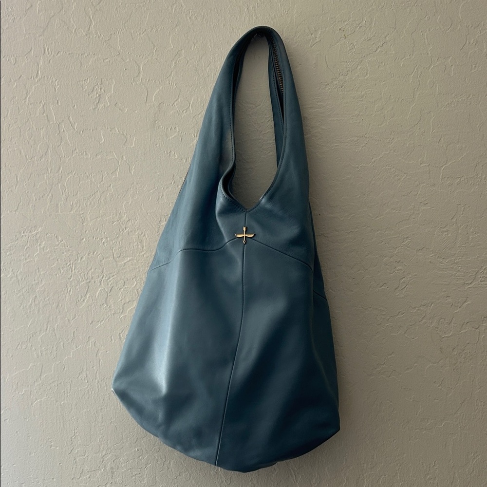 Pour La Victoire handbag